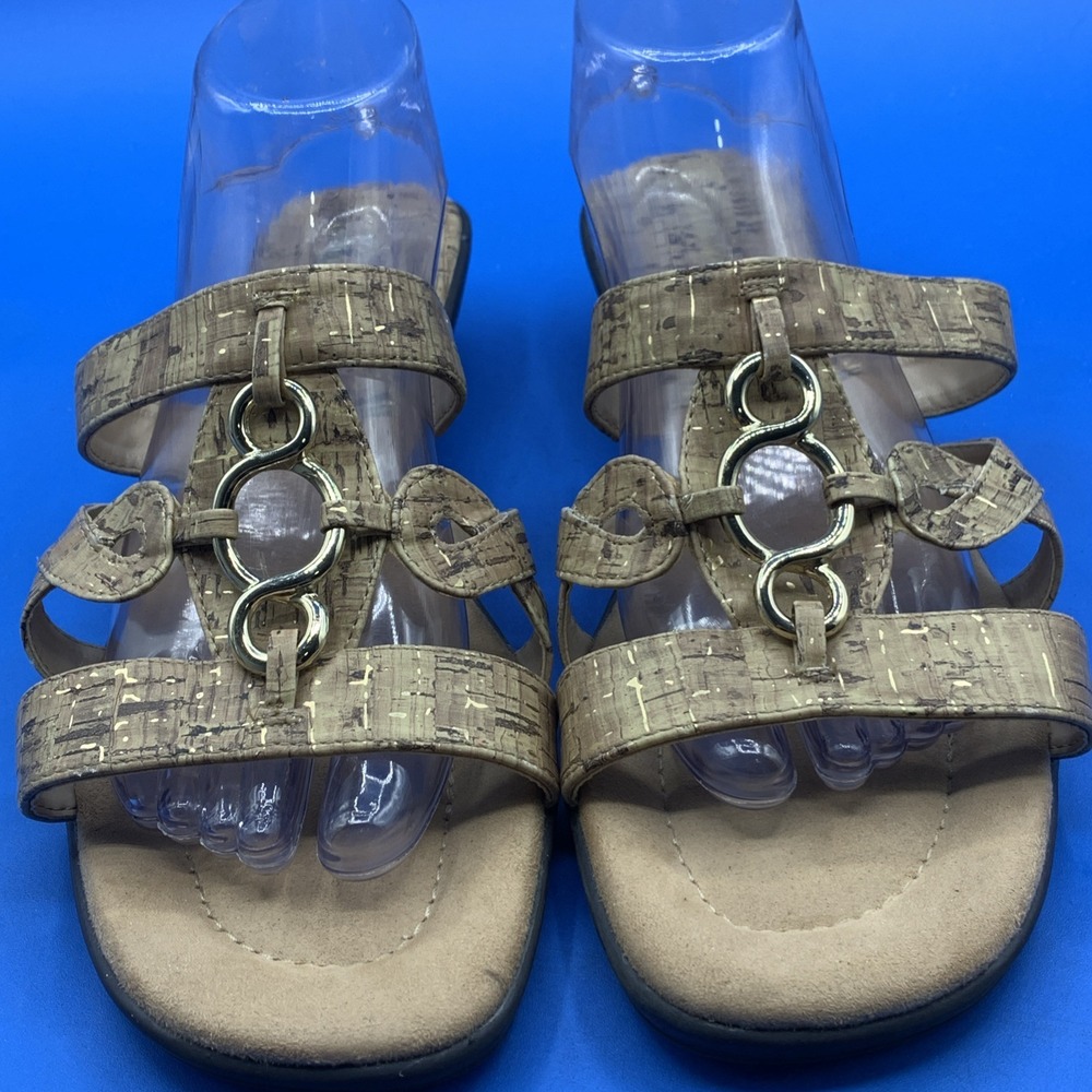Easy Street Women's Torrid Flat Sandal Color Cork - Size 11 W (WIDE) - Picture 5 of 7